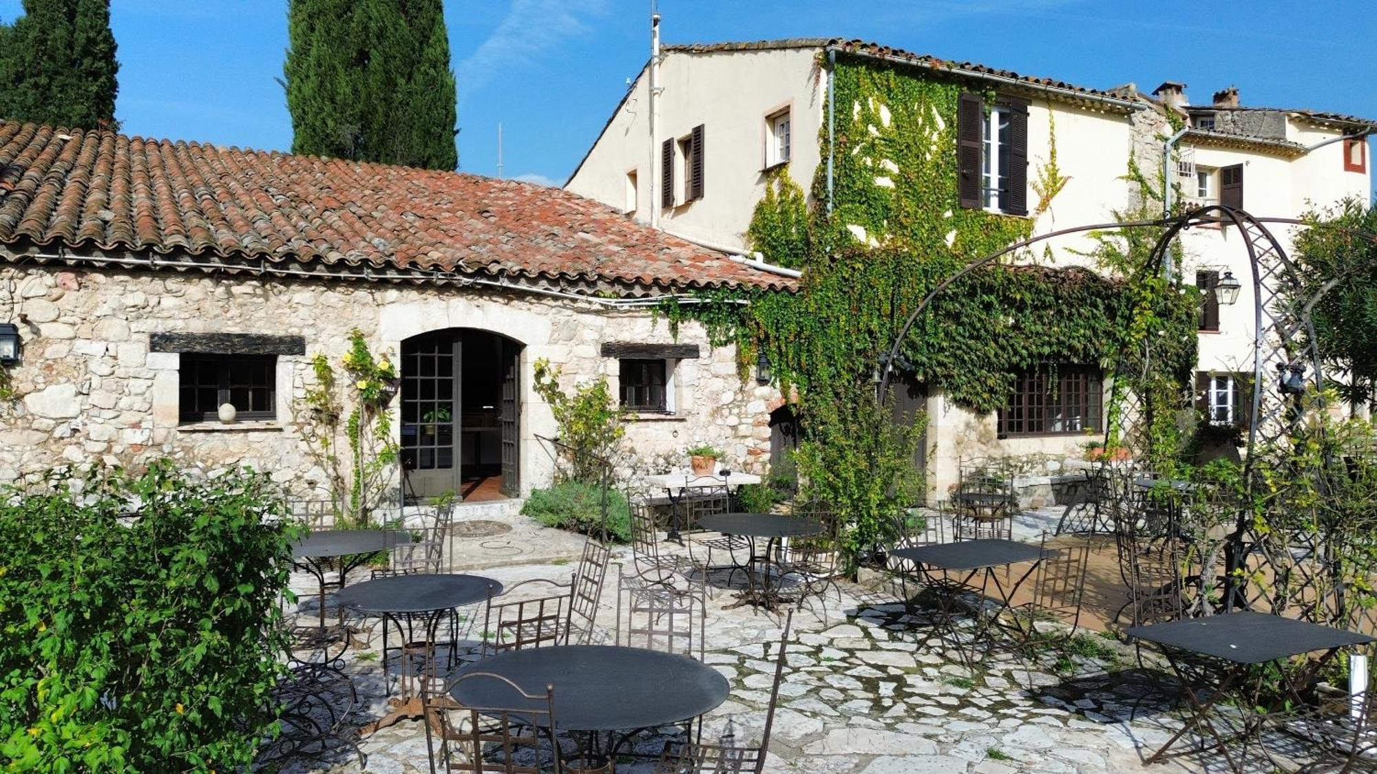 Hotel-Restaurant Le Moulin De La Camandoule ฟายองซ์ ภายนอก รูปภาพ