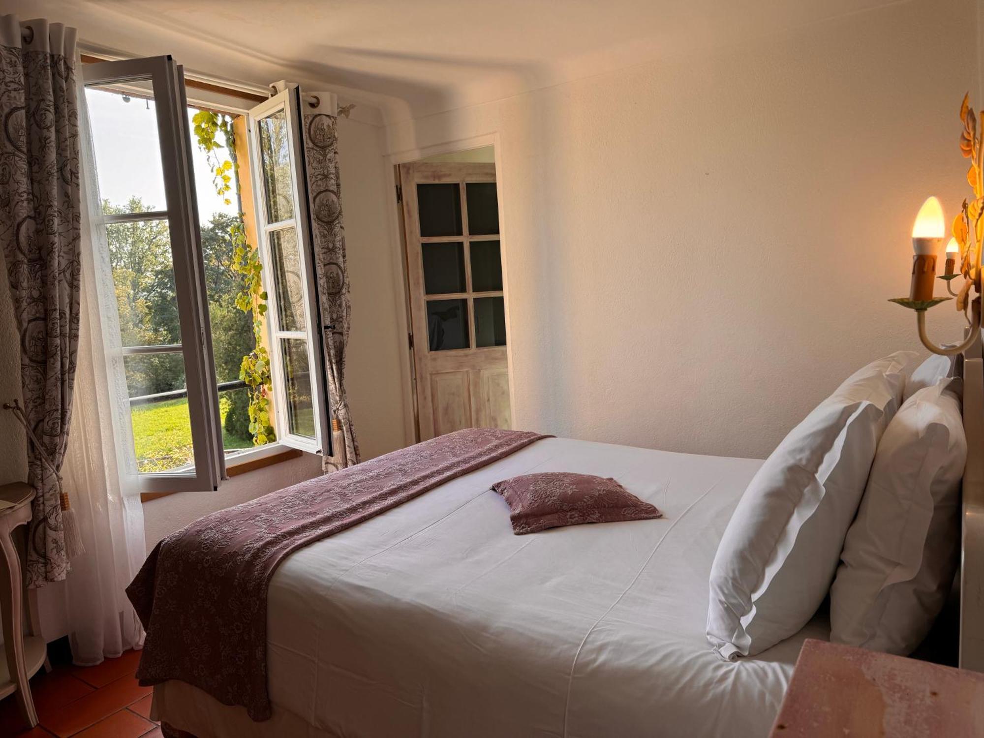 Hotel-Restaurant Le Moulin De La Camandoule ฟายองซ์ ภายนอก รูปภาพ